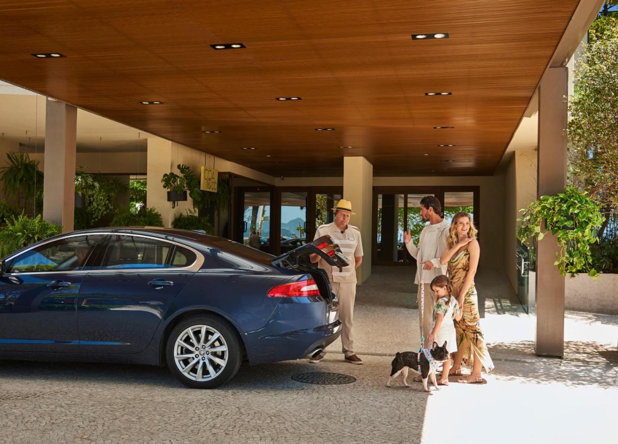 Fairmont Rio De Janeiro Copacabana Hotel Exterior photo The entrance of the hotel